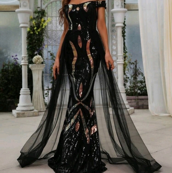 Black off the shoulder Contrast Mesh and Contrast Sequined Mermaid Maxi… - Picture 2 of 11